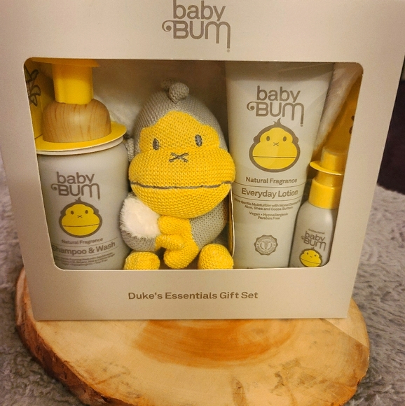 baby bum Other - Baby Bum gift set Brand New!!